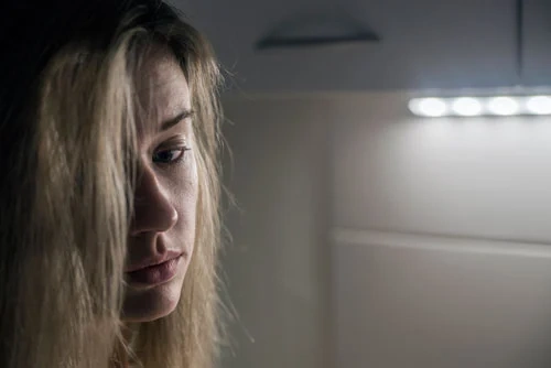 женщина с пограничным расстройством личности